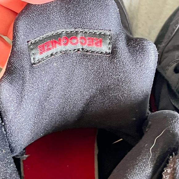 Size 6 youth Jordan 5. - Picture 8 of 8